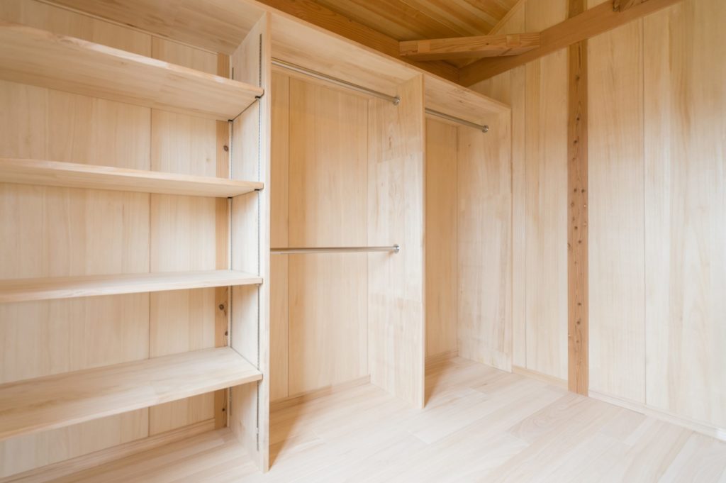 つくばで高性能住宅を建てるベースポイントの桐収納