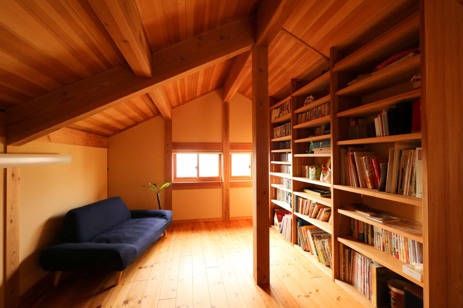 つくばで注文住宅を手掛けるベースポイントの小屋裏のある間取り