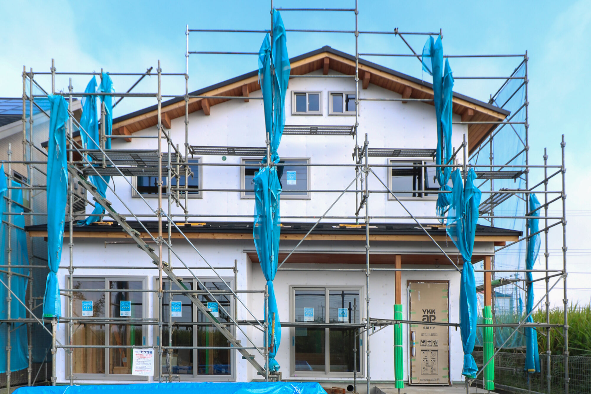 つくばで高性能住宅を建てるベースポイントの外張り断熱
